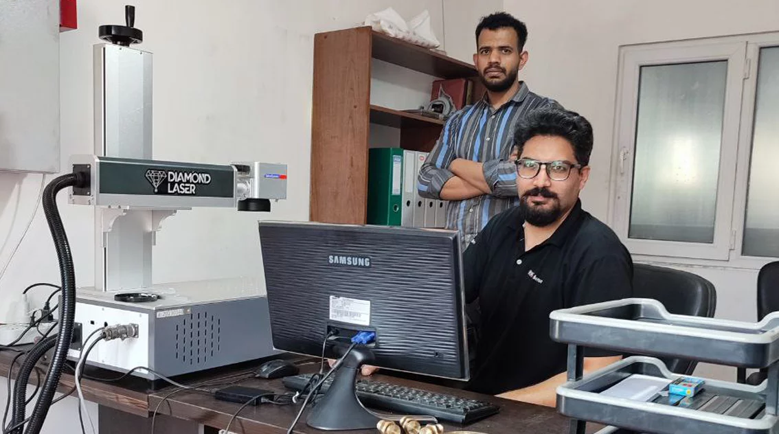 عکس مشتری